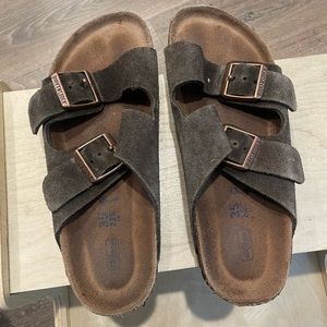 Womens Birkenstock sandals size 35